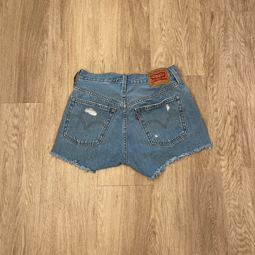 levi’s jean shorts - Picture 2 of 3